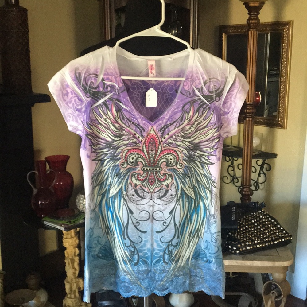 Women’s Bling  T-shirt 🦋